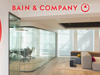 Bain Office Thumbnail für eine Coaching Case Study zum Performance Management